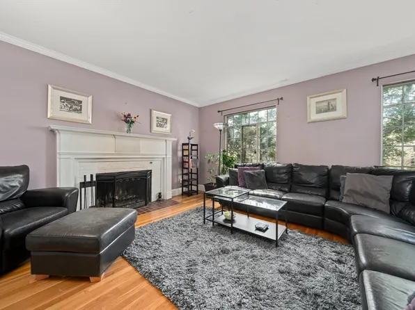 56 Boulevard Rd, Newton Center, MA 02459