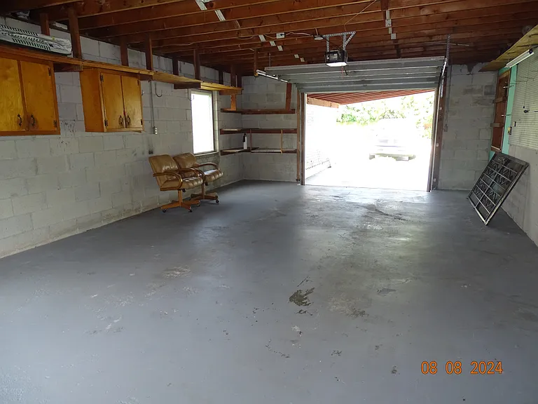 307 W University Blvd — Photo 31