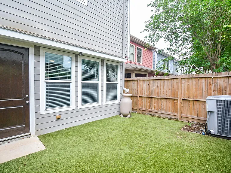 1514 Prince St — Photo 19