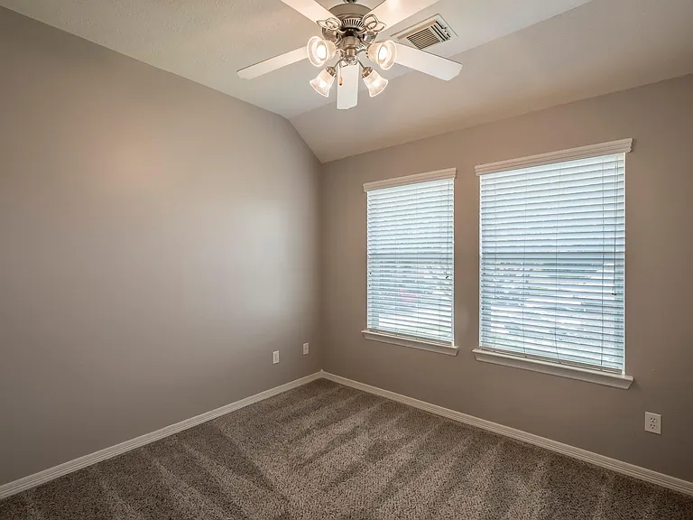 21902 Silverfield Park Ln — Photo 16