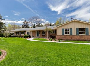 815 E Glenbrook Rd, Bayside, WI 53217