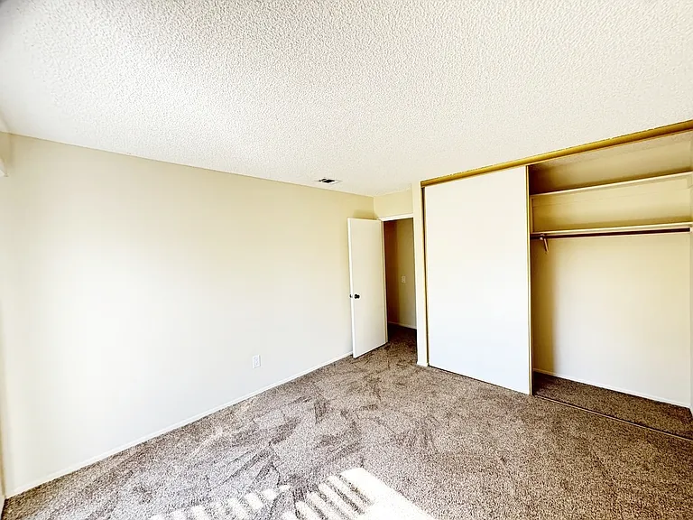 126 Jericho Circle Gln — Photo 19