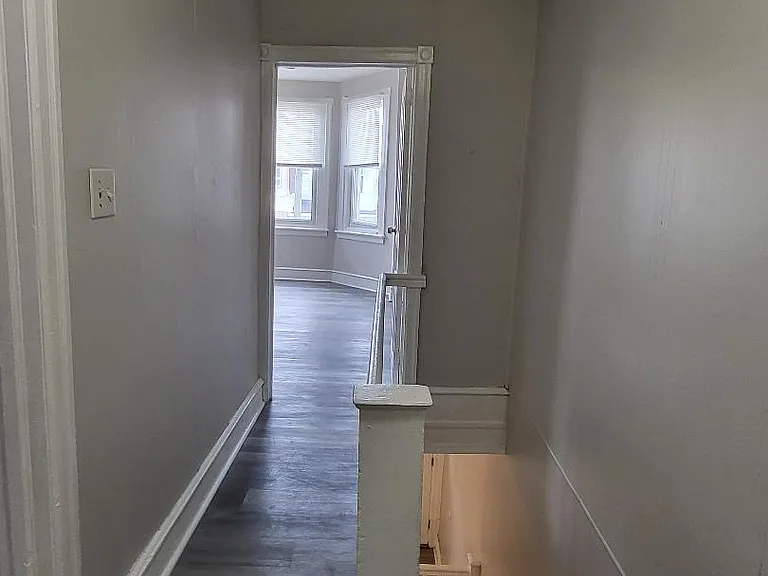 230 S Frazier St — Photo 14