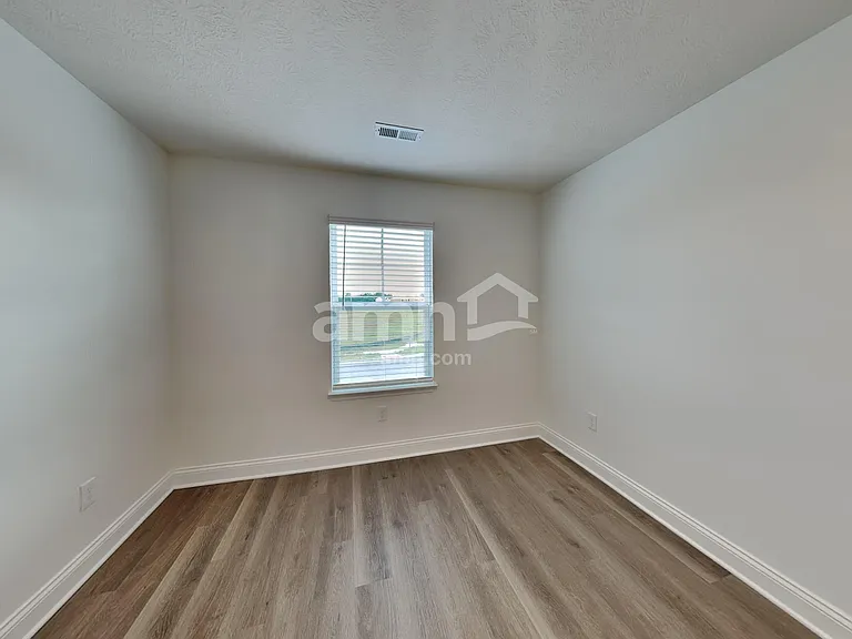 1343 Park Pl S — Photo 20