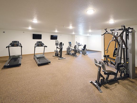 4th image of 3722 Hubbell Ave #220