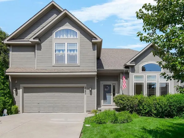 2282 W Layton Dr, Olathe, KS 66061