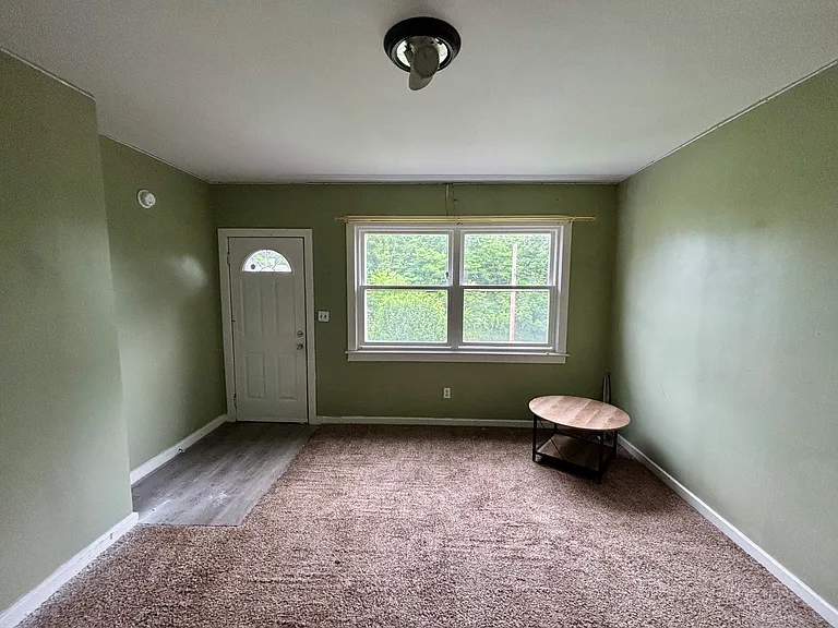 145-147 W Parker St — Photo 4