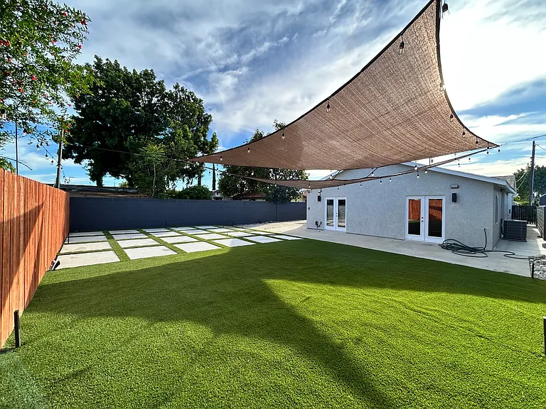 4716 Merced Ave — Photo 9
