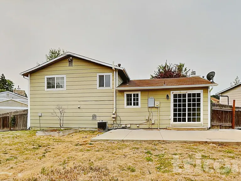 5936 S Independence St — Photo 15