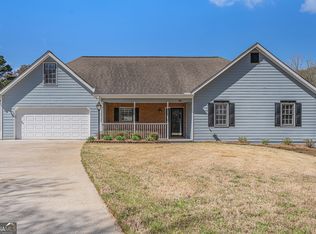 45 Buckeye Cir, Covington, GA