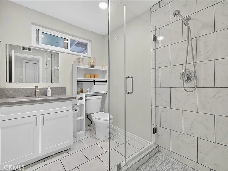 23547 Decorah Rd — Photo 18