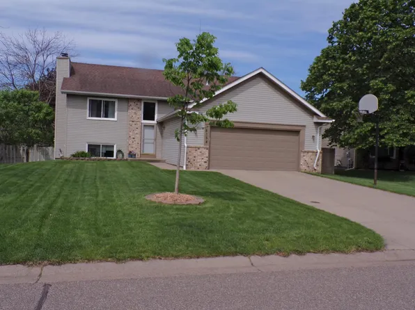 8154 Jewel Ave S, Cottage Grove, MN 55016