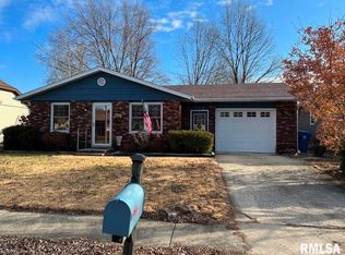 3820 Eagle Claw Dr, Springfield, IL 62707