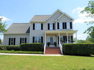325 Riverwood Dr, Clayton, NC 27527