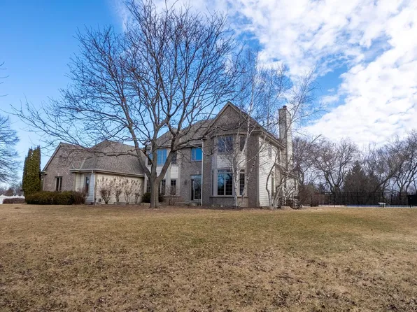 W290N3820 Fox Field COURT, Pewaukee, WI 53072