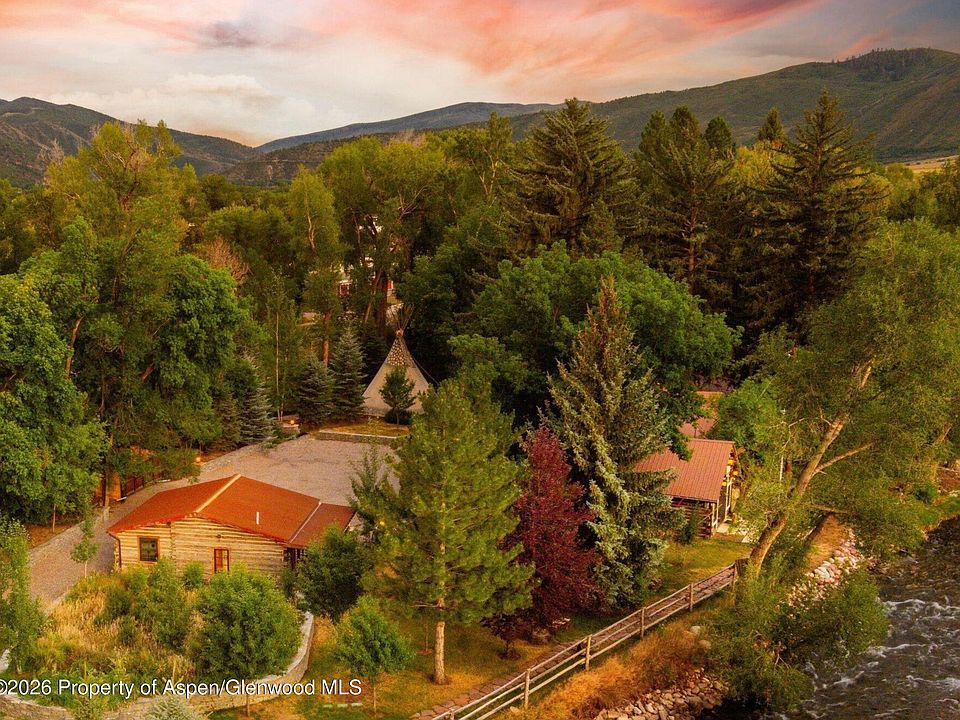 1st image of 969 Willits Ln