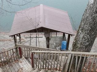 896 Summer Sound Rd, Piney Flats, TN 37686