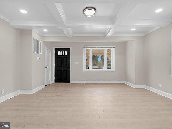 4th image of 3708 W Cold Spring Ln