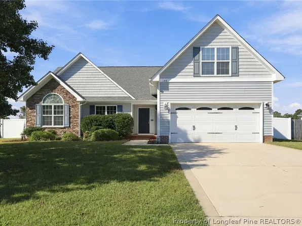 145 Crescent Dr, Raeford, NC 28376