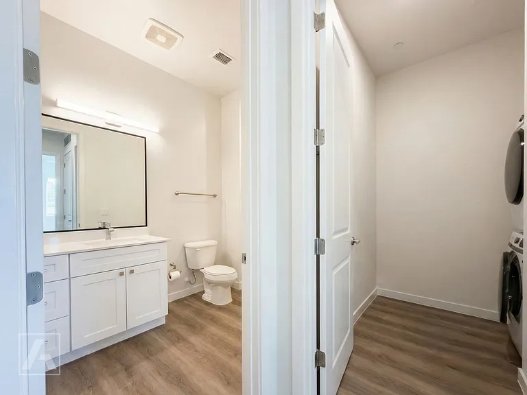 Experience Modern Luxury at Smith & Main: Premier Living in Downtown Winter Garden — Photo 56