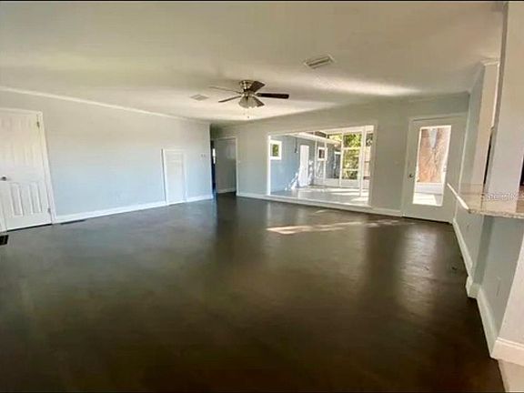 4th image of 16 Jeff Rd