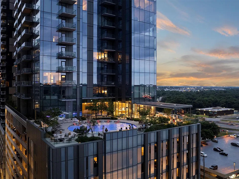 44 East Ave #2510