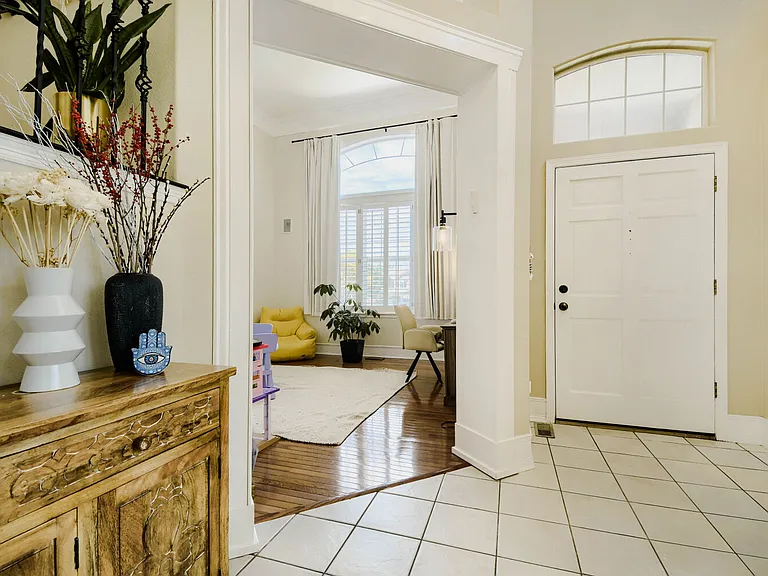 9661 Kings Mill Pl — Photo 5