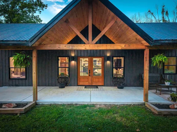 33 Carlisle Cir, Oakland, AR 72661
