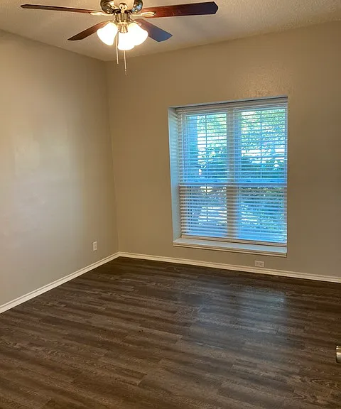 3403 Ridge Country St — Photo 3
