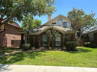 2906 Hunters Point Ln, Carrollton, TX 75007