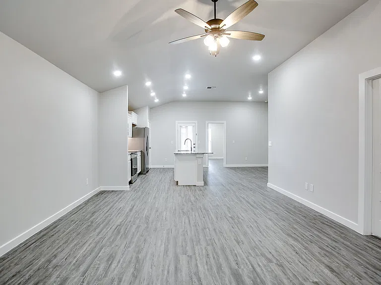 10509 Abbeville Ave — Photo 9