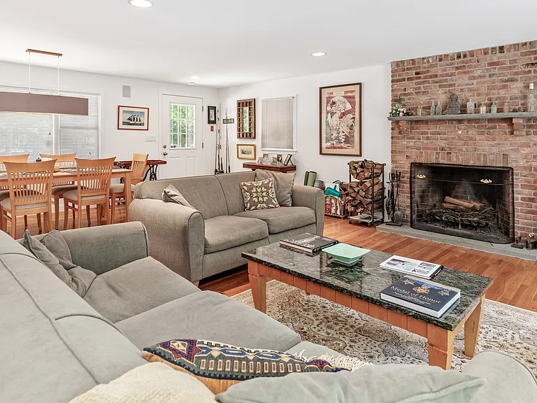 106 Rutland Rd — Photo 13