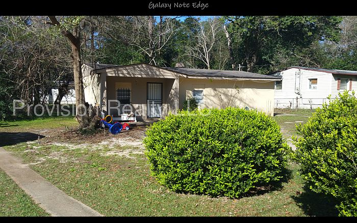 1st image of 3100 Fairview Dr