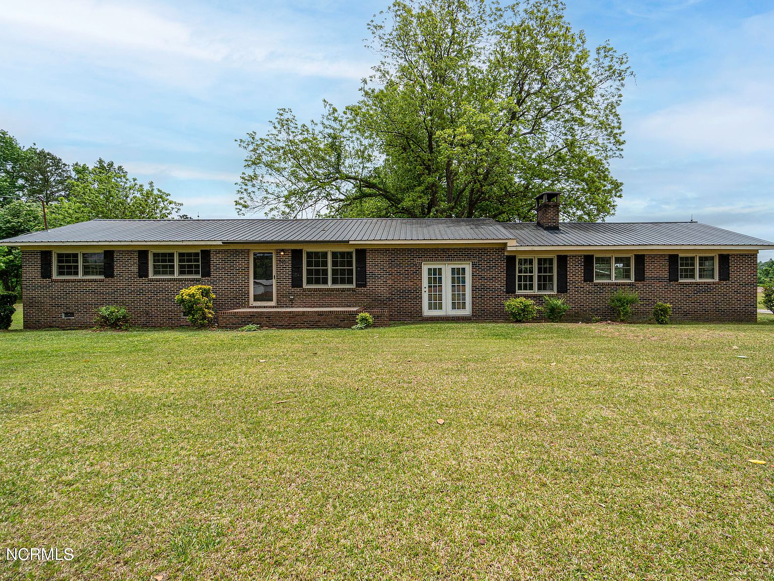 406 S Nc 111 Highway, Chinquapin, NC 28521 Zillow
