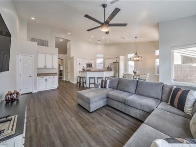 5078 Shadow River St, Las Vegas, NV, 89148