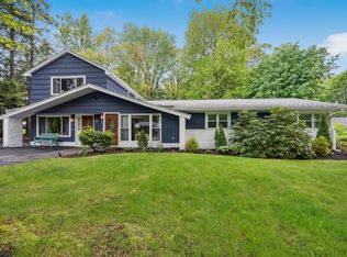 41 Dick Dr, Worcester, MA 01609