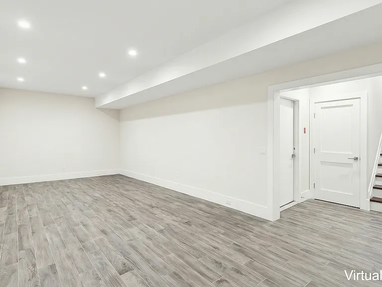 93 Redwood Rd — Photo 24