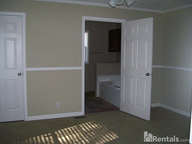 2nd image of 4255 Smokecreek Pkwy Lot 033A