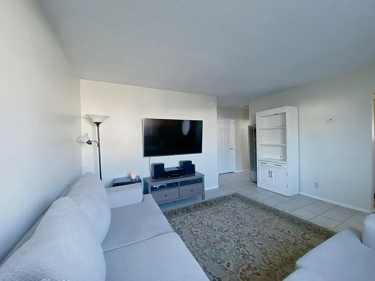 4058 W Avenue L4 — Photo 5