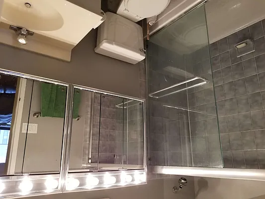 Rented by Compass | media 48