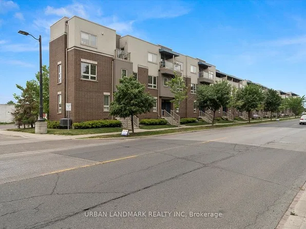 94 Caledonia Park Rd #4, Toronto, ON M6H 0B1