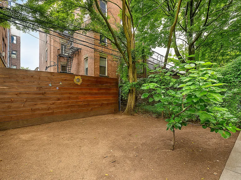 1227 Dean St #1A — Photo 15