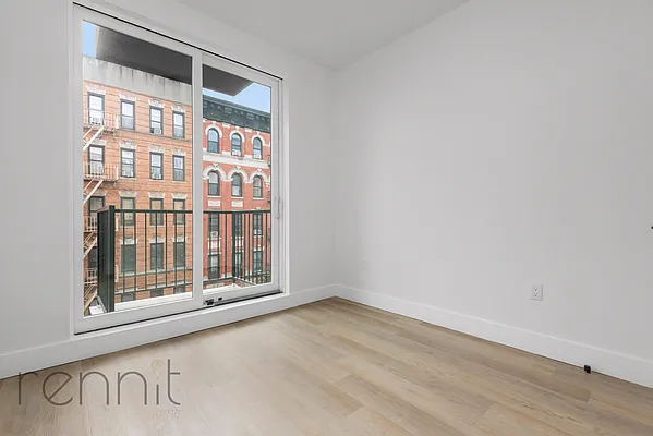 Rented by Rennit Inc. | media 11