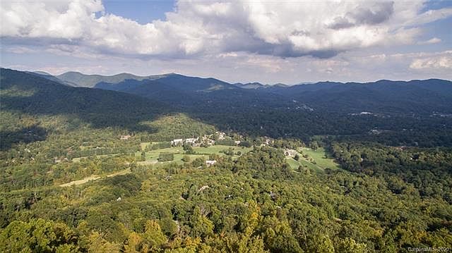 1st image of 337 Pinnacle Dr