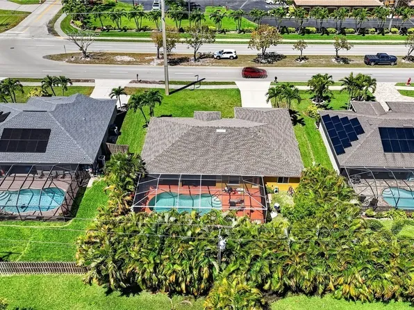 3809 Agualinda Blvd, Cape Coral, FL 33914