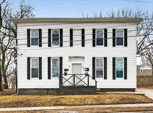 314 W Wood St, Bloomington, IL