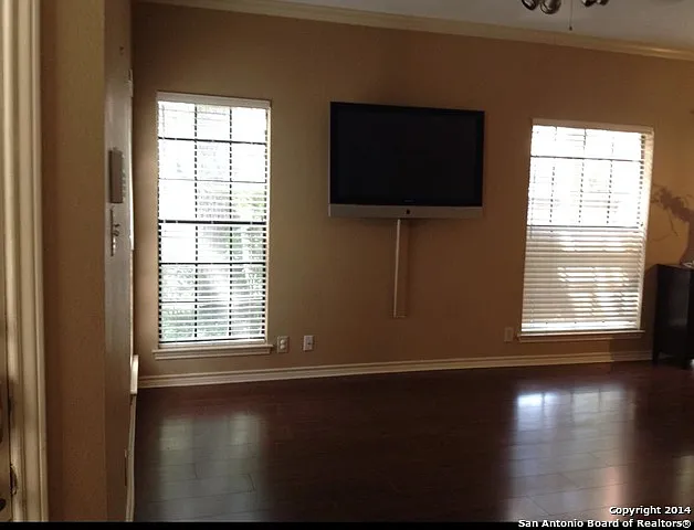 2 bed, 2.5 bath, 1232 sqft, $1,495 — Photo 2
