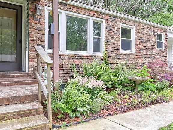 2nd image of 5614 Roeland Dr