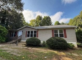 6986 Clifton Wood Dr, Walkertown, NC 27051