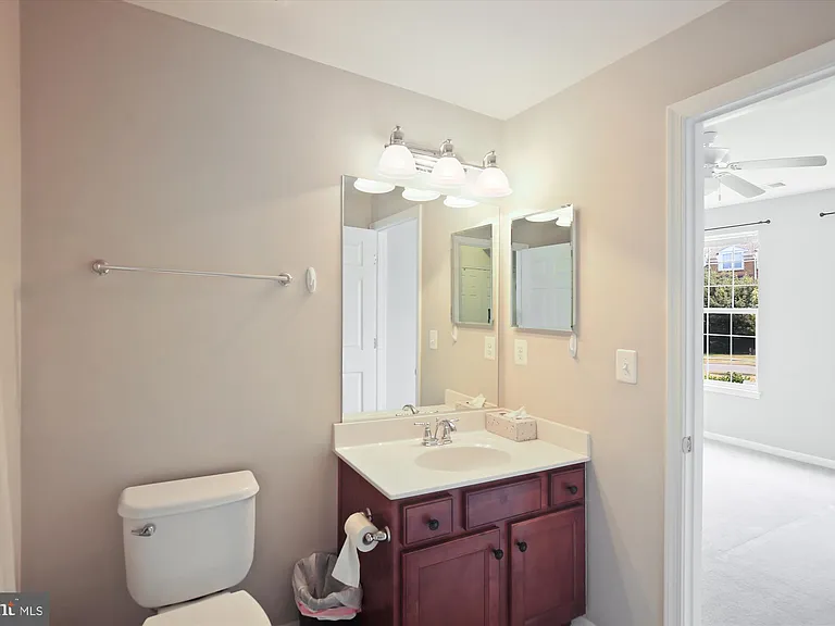 9003 Belo Gate Dr — Photo 18